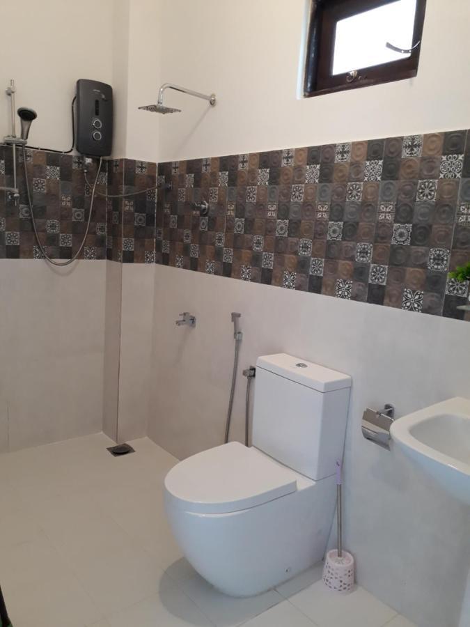 Apna Homestay Apartments Unawatuna Exterior foto